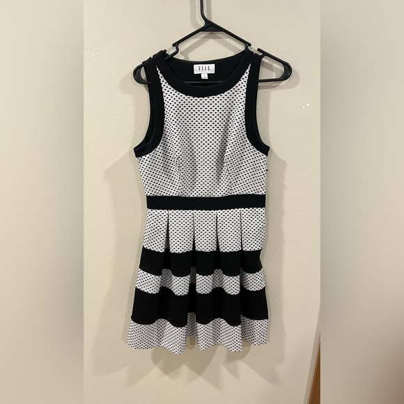 Elle Dress - Picture 1 of 3